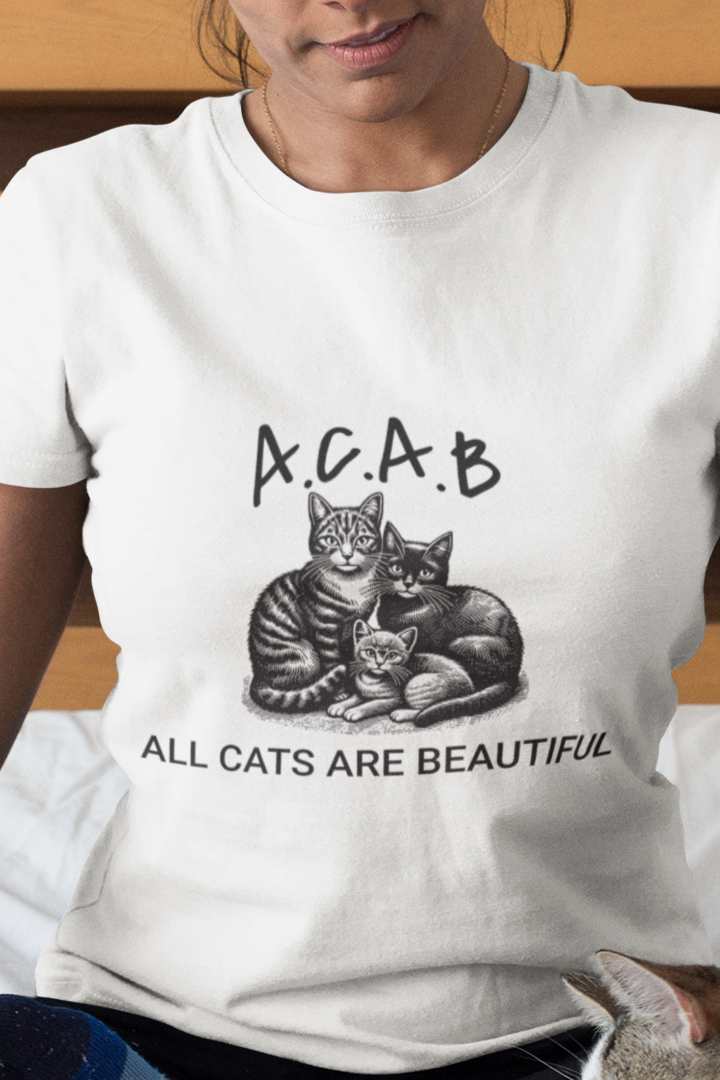 All cats are beautiful T-shirt